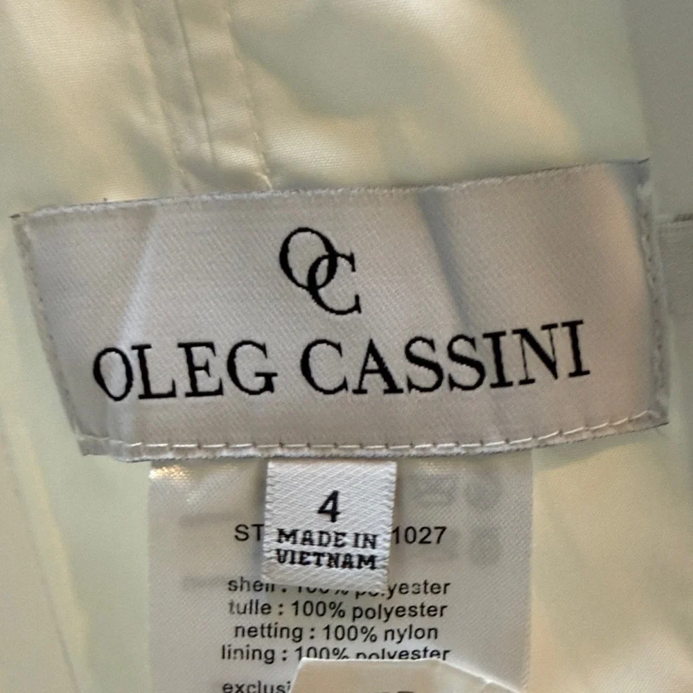Oleg Cassini Elegant White Satin Wedding Dress - Picture 8 of 14
